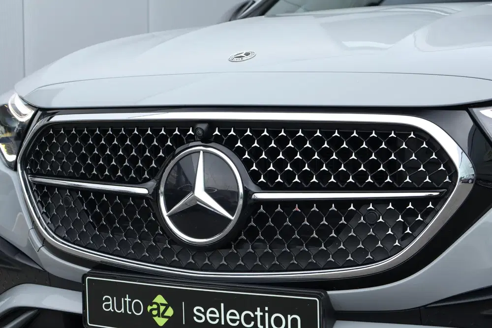 Mercedes-Benz E-Klasse 300 e Exclusive Line uit 2024, foto 10
