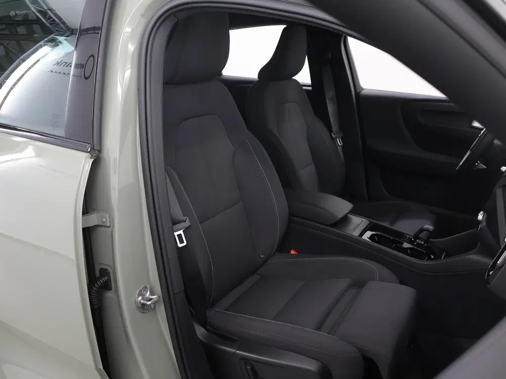 Volvo C40 Recharge Ultimate 69 kWh uit 2023, foto 10