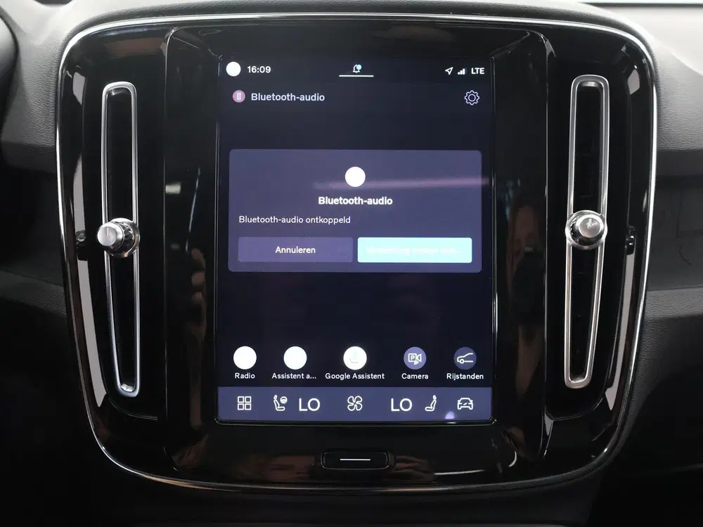 Volvo C40 Recharge Ultimate 69 kWh uit 2023, foto 17