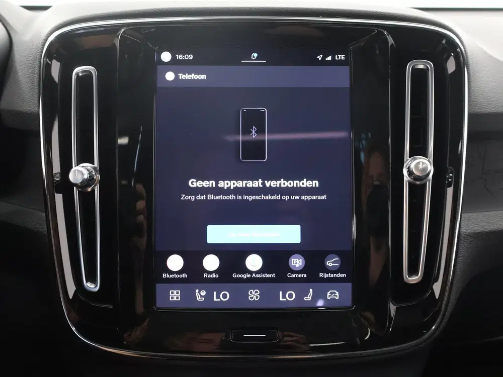 Volvo C40 Recharge Ultimate 69 kWh uit 2023, foto 18
