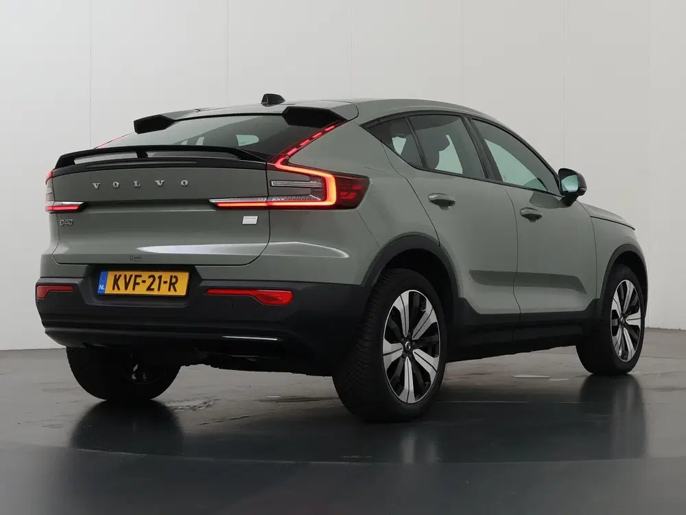 Volvo C40 Recharge Ultimate 69 kWh uit 2023, foto 2