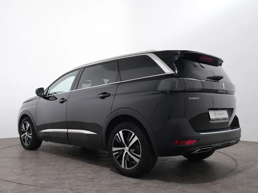 Peugeot 5008 1.2T 130PK GT EAT8 7-PERS uit 2024, foto 3