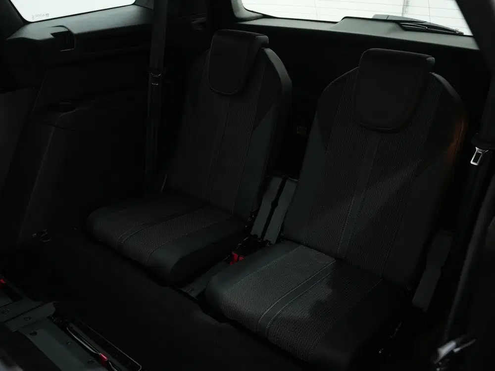 Peugeot 5008 1.2T 130PK GT EAT8 7-PERS uit 2024, foto 6