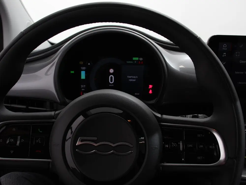 Fiat 500e Urban 42 kWh Airco Climatronic 360 Camera uit 2023, foto 12