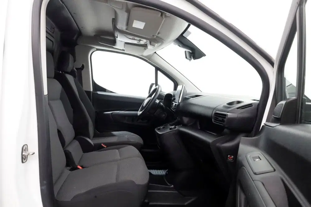 Citroën Berlingo 1.2 PureTech 110pk Benzine Automaat Airco uit 2021, foto 3