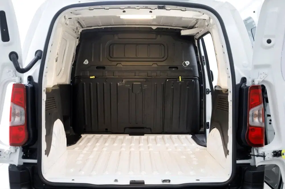 Citroën Berlingo 1.2 PureTech 110pk Benzine Automaat Airco uit 2021, foto 5