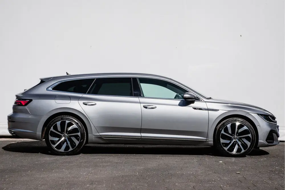 Volkswagen Arteon Shooting Brake 1.4 TSI 218pk eHybrid R-Lin uit 2023, foto 9