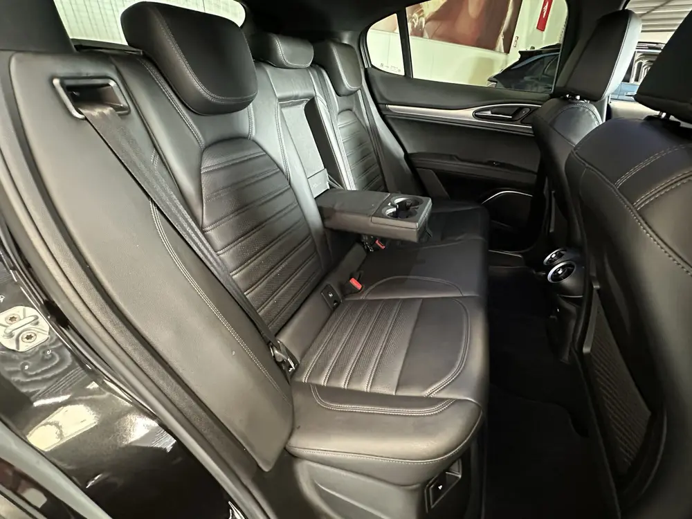 Alfa Romeo Stelvio 2.0 T AWD B-TECH AUTOMAAT ZWART LEDER NAV uit 2019, foto 20