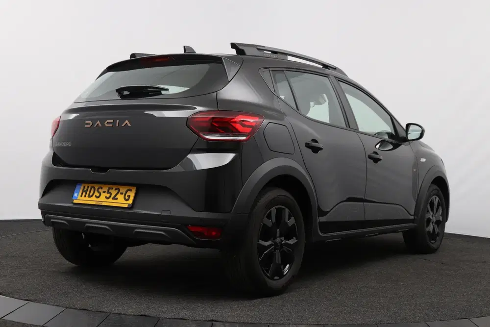 Dacia Sandero 1.0 TCe 110 Extreme uit 2025, foto 2