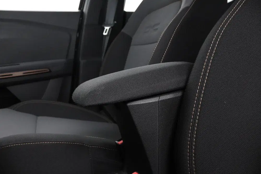 Dacia Sandero 1.0 TCe 110 Extreme uit 2025, foto 8
