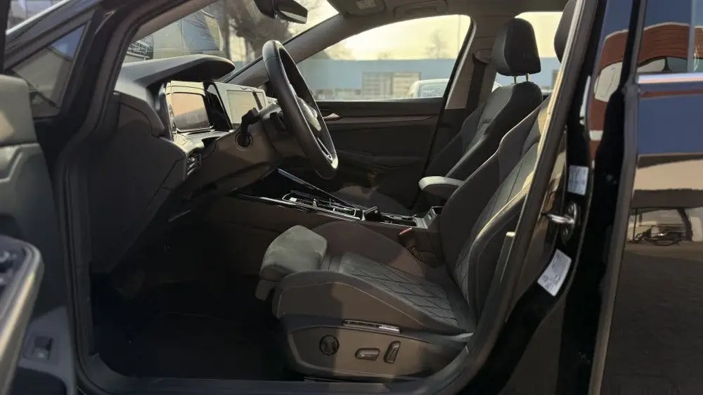 Volkswagen Golf 1.4 eHybrid Style | Panorama Dak | Sfeerverl uit 2022, foto 7