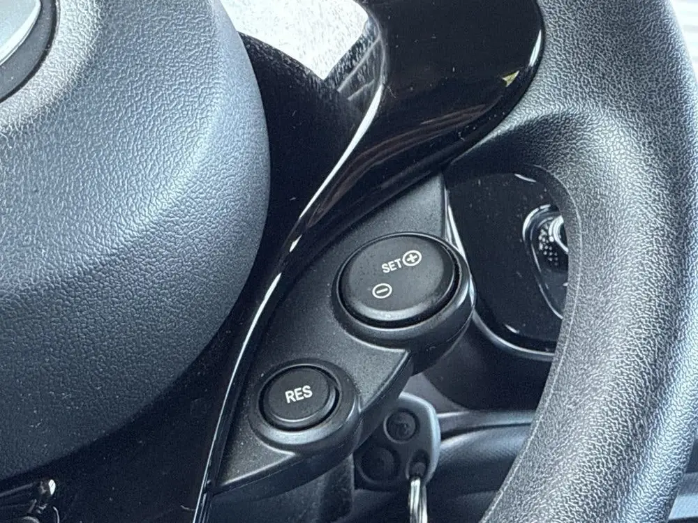 Smart ForTwo EQ Comfort PLUS Stoelverwarming Cruise SOH 93% uit 2020, foto 18