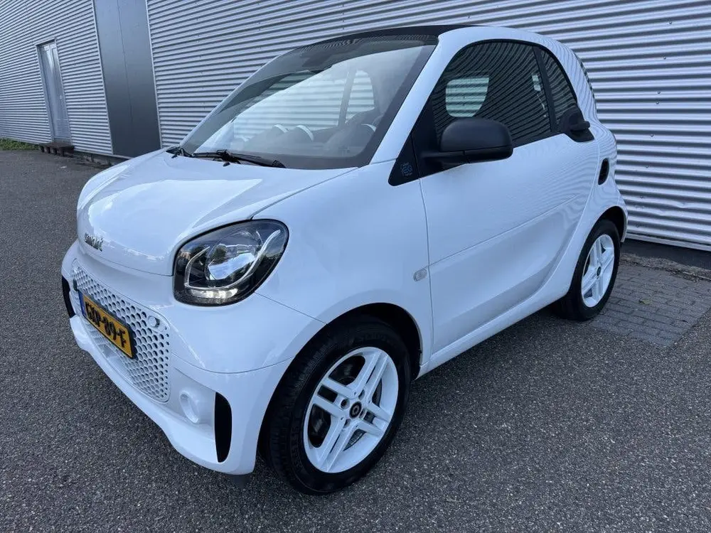 Smart ForTwo EQ Comfort PLUS Stoelverwarming Cruise SOH 93% uit 2020, foto 7