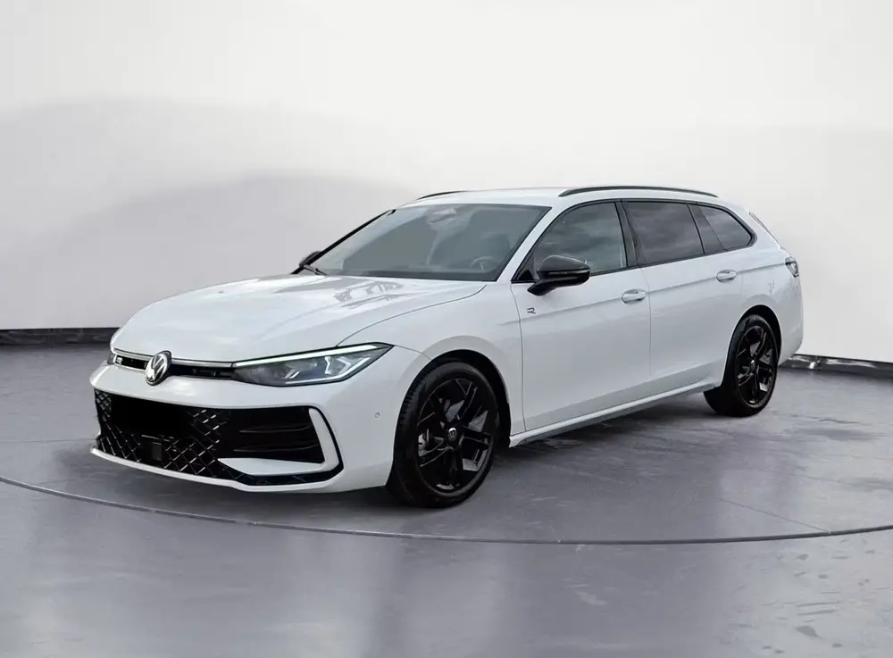 Volkswagen Passat Variant 2.0 TDI R-Line 150 PK Automaat ACC uit 2025, foto 2