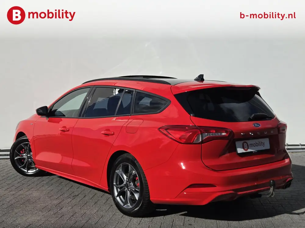 Ford Focus Wagon 1.0 EcoBoost ST Line Business Trekhaak Pano uit 2019, foto 4