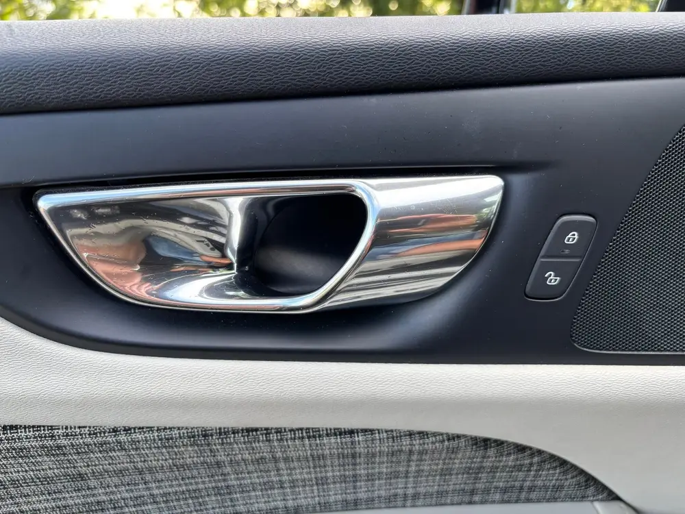 Volvo V60 2.0 T5 Momentum/Camera/Trekhaak/Pdc uit 2019, foto 19