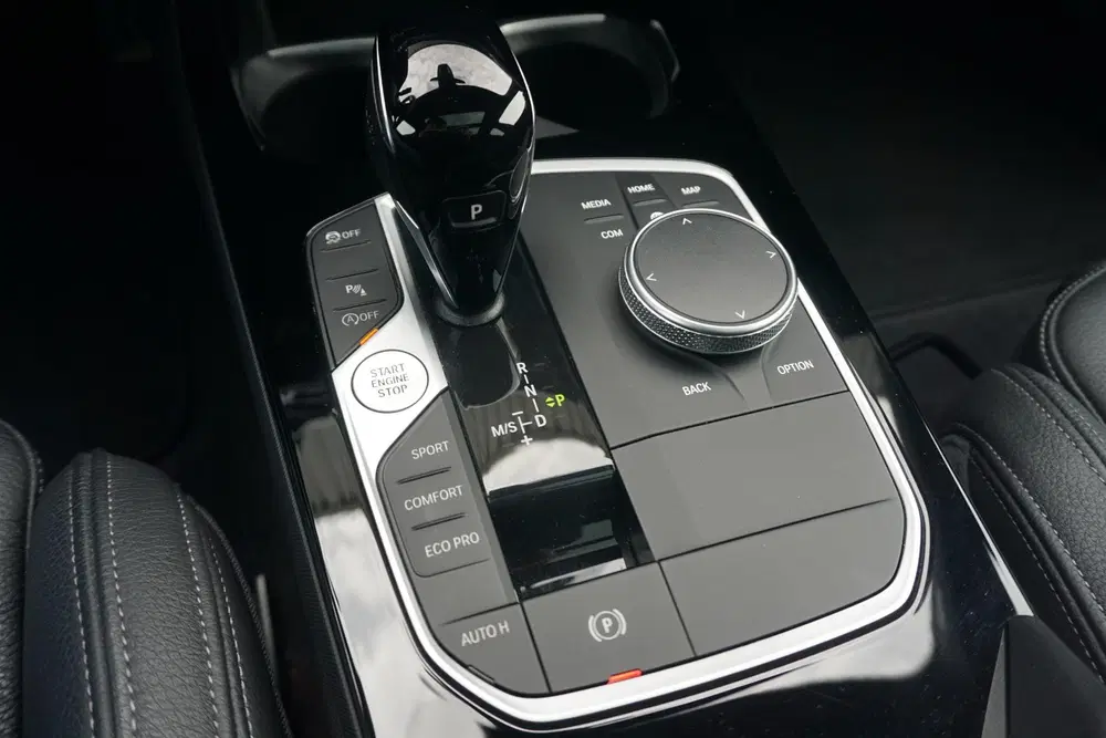 BMW 2-serie Gran Coupé 218i M Sport Pano Hifi uit 2022, foto 11