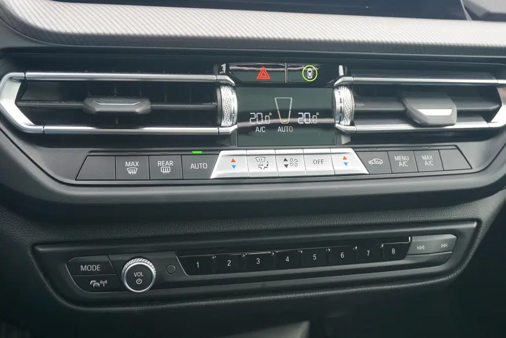 BMW 2-serie Gran Coupé 218i M Sport Pano Hifi uit 2022, foto 13