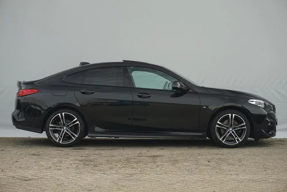 BMW 2-serie Gran Coupé 218i M Sport Pano Hifi uit 2022, foto 4