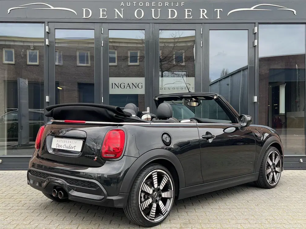 Mini Cabrio Cabrio 2.0 Cooper S Classic AUT. APPLE CAR uit 2023, foto 2