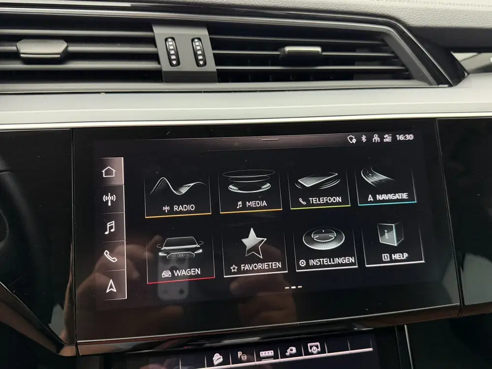 Audi e-tron 55 quattro edition 95 kWh SOH 94 uit 2022, foto 14
