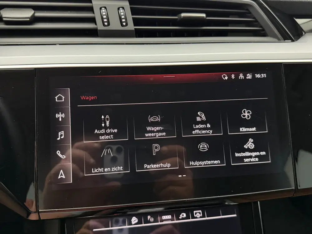 Audi e-tron 55 quattro edition 95 kWh SOH 94 uit 2022, foto 16