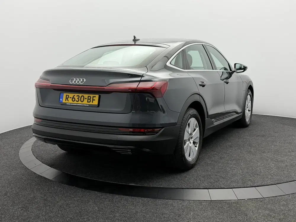 Audi e-tron 55 quattro edition 95 kWh SOH 94 uit 2022, foto 4