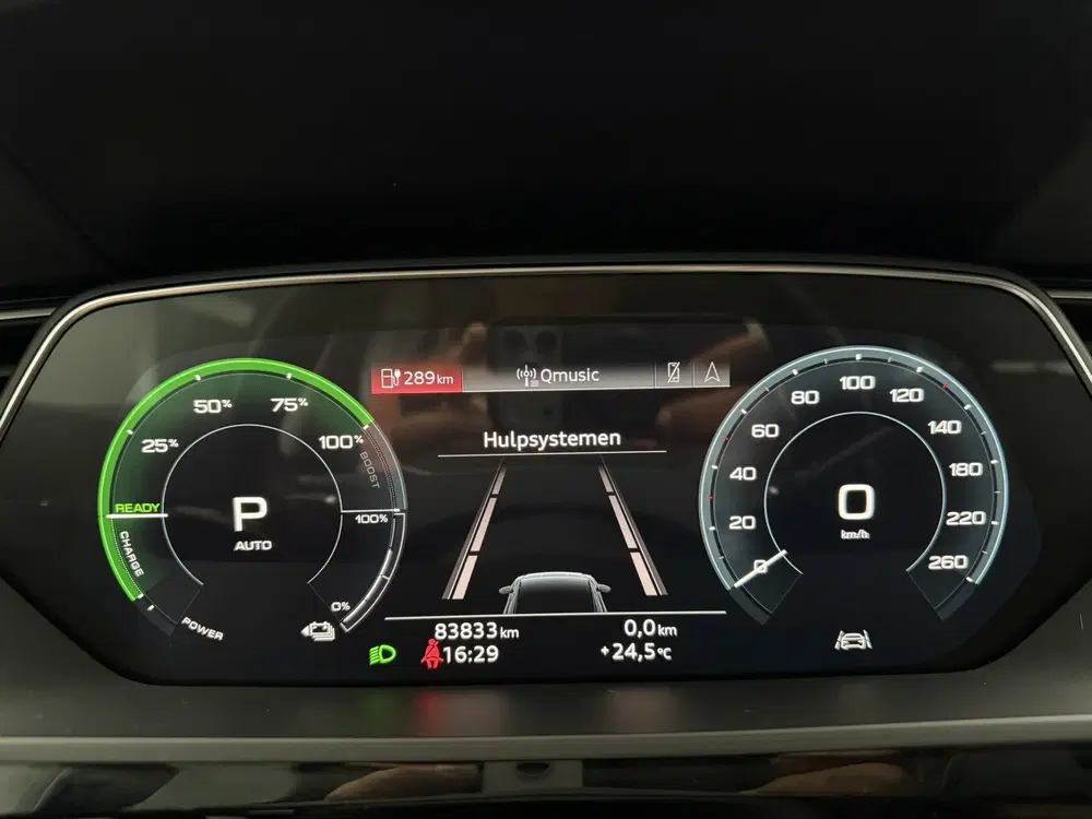Audi e-tron 55 quattro edition 95 kWh SOH 94 uit 2022, foto 6