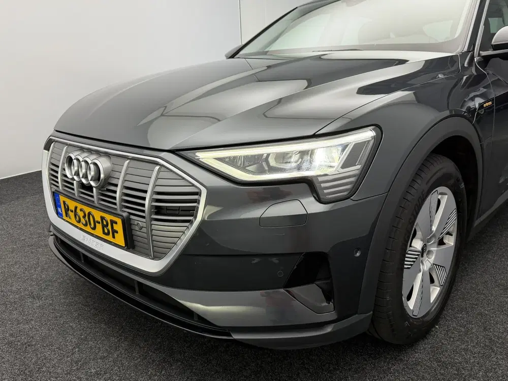 Audi e-tron 55 quattro edition 95 kWh SOH 94 uit 2022, foto 7