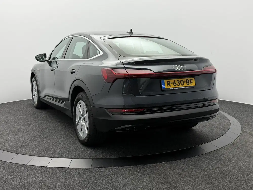 Audi e-tron 55 quattro edition 95 kWh SOH 94 uit 2022, foto 8