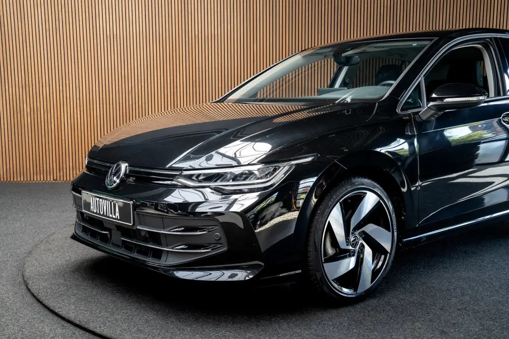 Volkswagen Golf 1.5 eTSI Leer ACC Navi Climate 3zone PDC uit 2025, foto 18