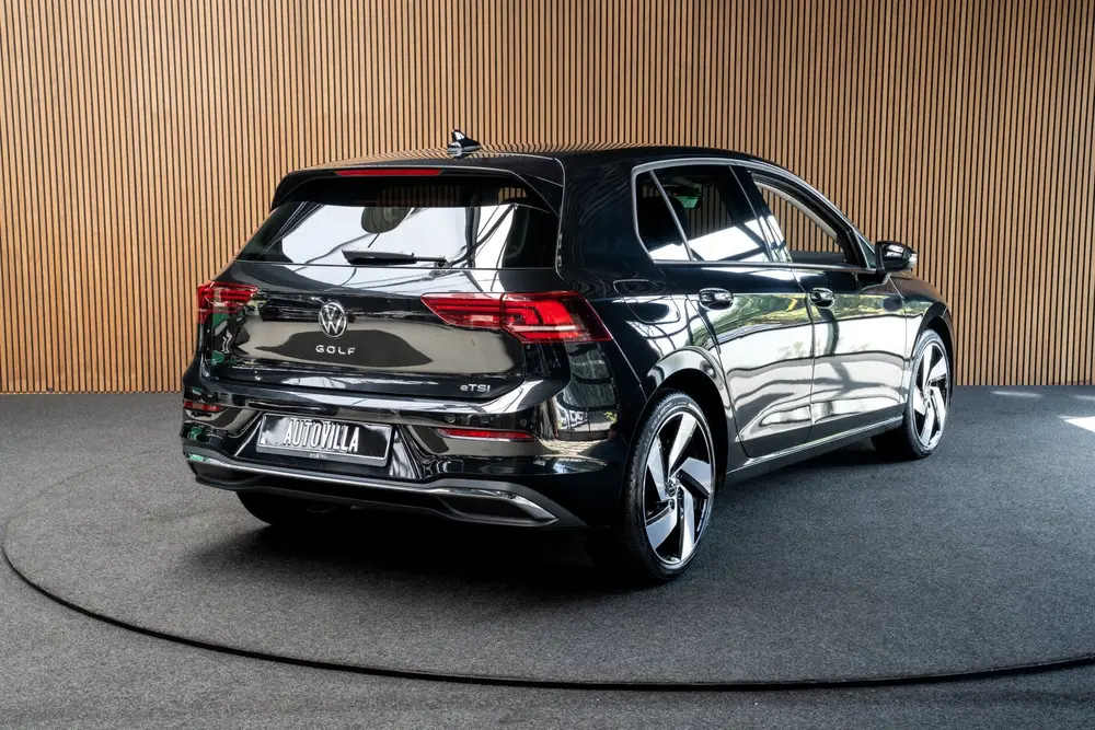 Volkswagen Golf 1.5 eTSI Leer ACC Navi Climate 3zone PDC uit 2025, foto 6