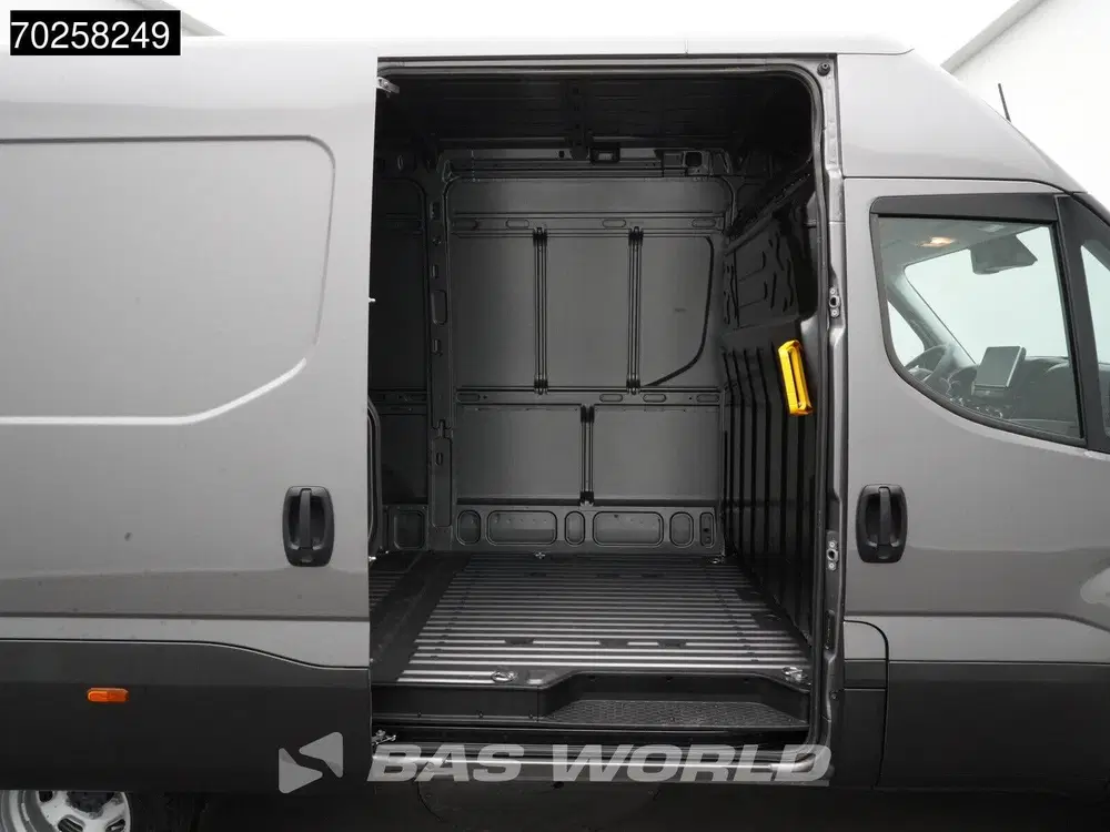 Iveco Daily BPM VRIJ 3.0L Automaat 210PK L2H2 2025-Mo uit 2024, foto 11