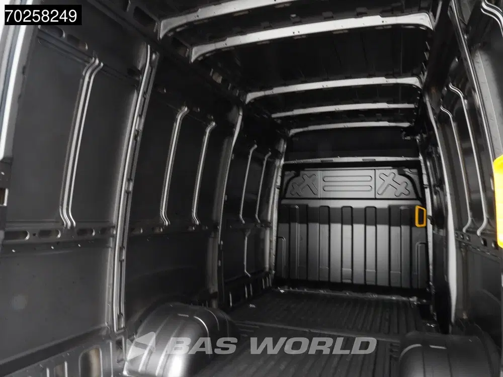 Iveco Daily BPM VRIJ 3.0L Automaat 210PK L2H2 2025-Mo uit 2024, foto 7