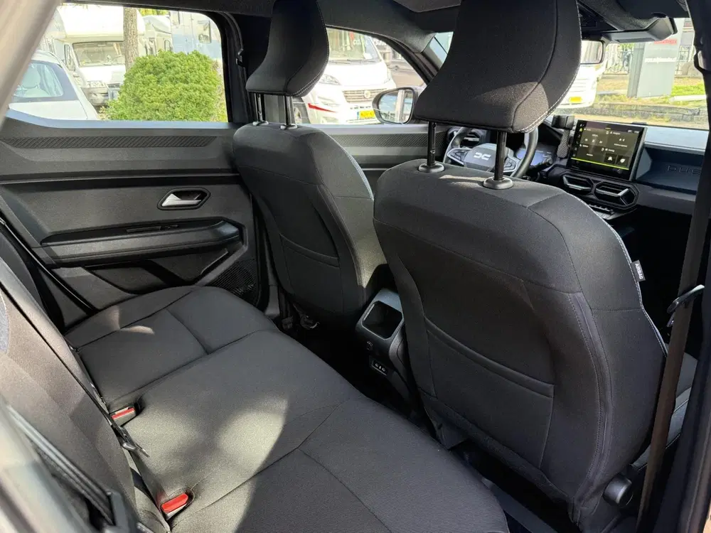 Dacia Duster 1.2 TCe 130 mild hybrid 4x4 Expression tre uit 2024, foto 7