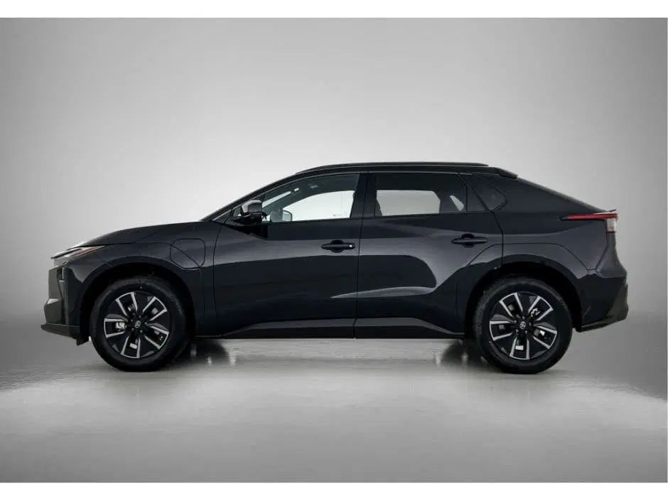 Toyota bZ4X Dynamic 73 kWh uit 2026, foto 2