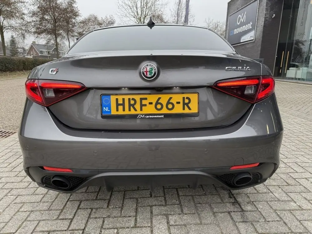 Alfa Romeo Giulia 2.0 T Q4 Veloce AWD 280PK | Panoramadak | uit 2022, foto 13