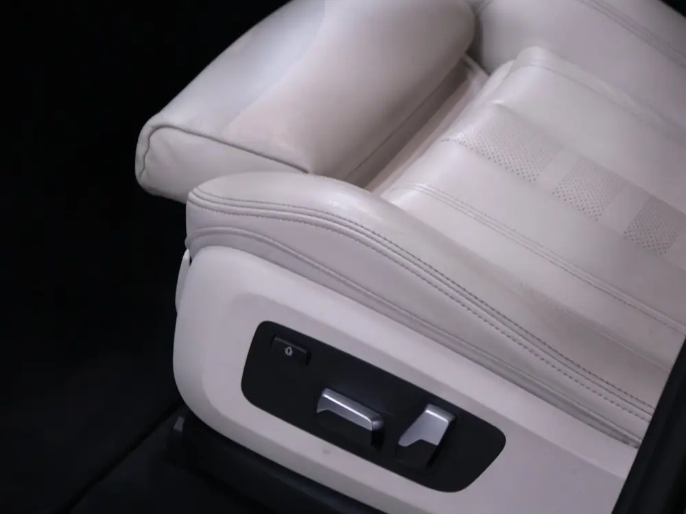 BMW X5 xDrive45e High Executive [PANORAMADAK, APPLE CARPLAY uit 2019, foto 20
