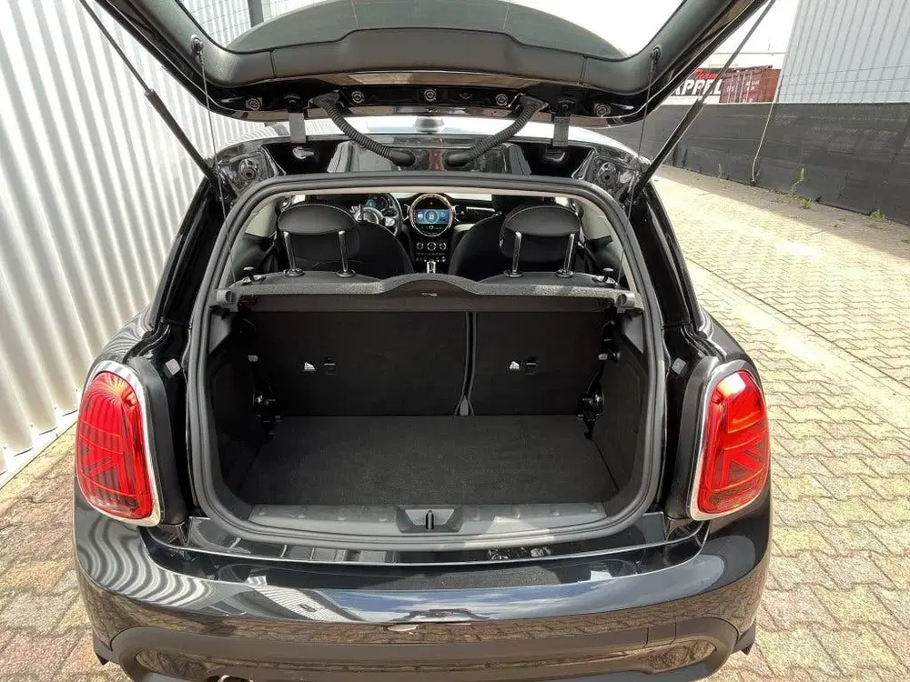 Mini Cooper 1.5 136PK Cooper uit 2022, foto 17
