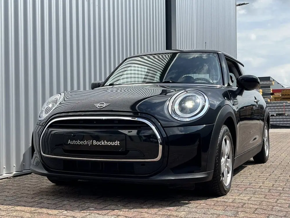 Mini Cooper 1.5 136PK Cooper uit 2022, foto 3
