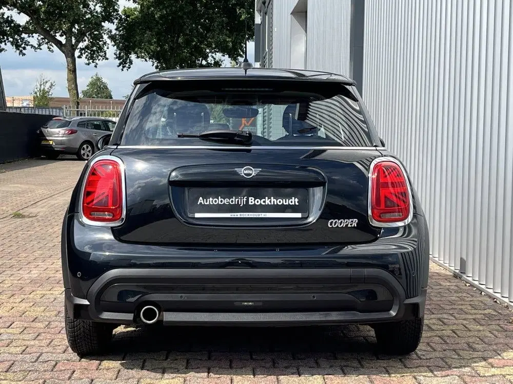 Mini Cooper 1.5 136PK Cooper uit 2022, foto 8