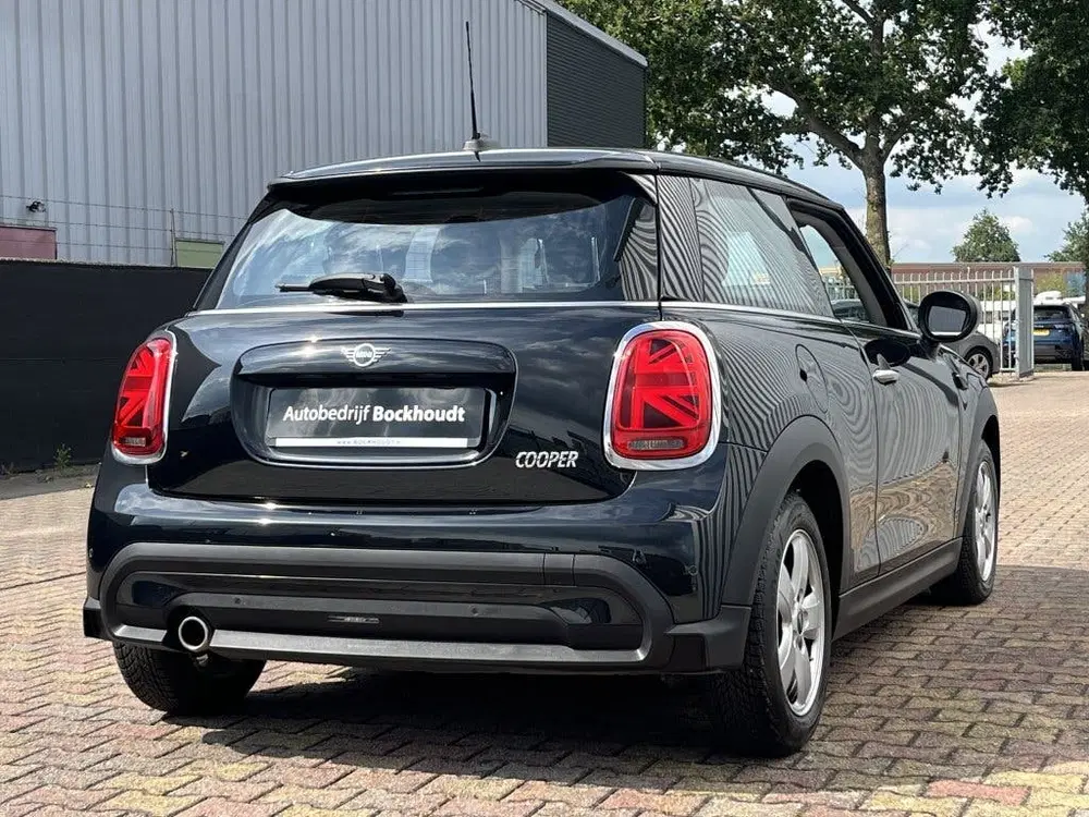 Mini Cooper 1.5 136PK Cooper uit 2022, foto 9