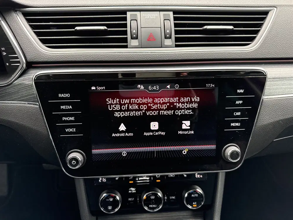 Skoda Superb iV PHEV Upgrade Bus. Edition+ SOH 95% uit 2021, foto 13