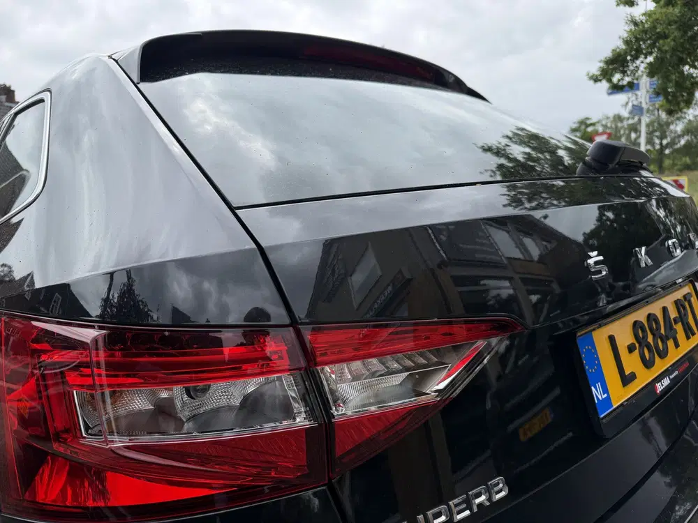 Skoda Superb iV PHEV Upgrade Bus. Edition+ SOH 95% uit 2021, foto 19
