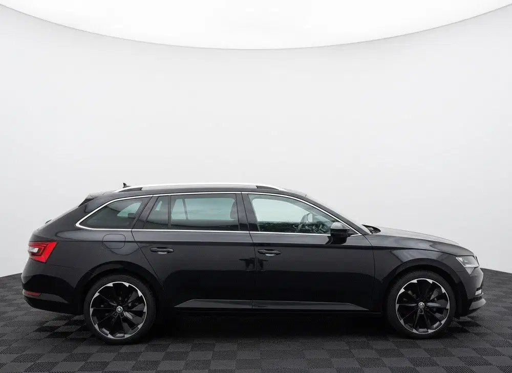 Skoda Superb iV PHEV Upgrade Bus. Edition+ SOH 95% uit 2021, foto 7