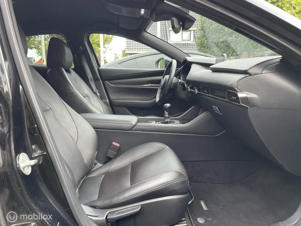 Mazda 3 2.0 e-SkyActiv-G M Hybrid 122PK Luxury Leer BOMVOL! uit 2019, foto 11