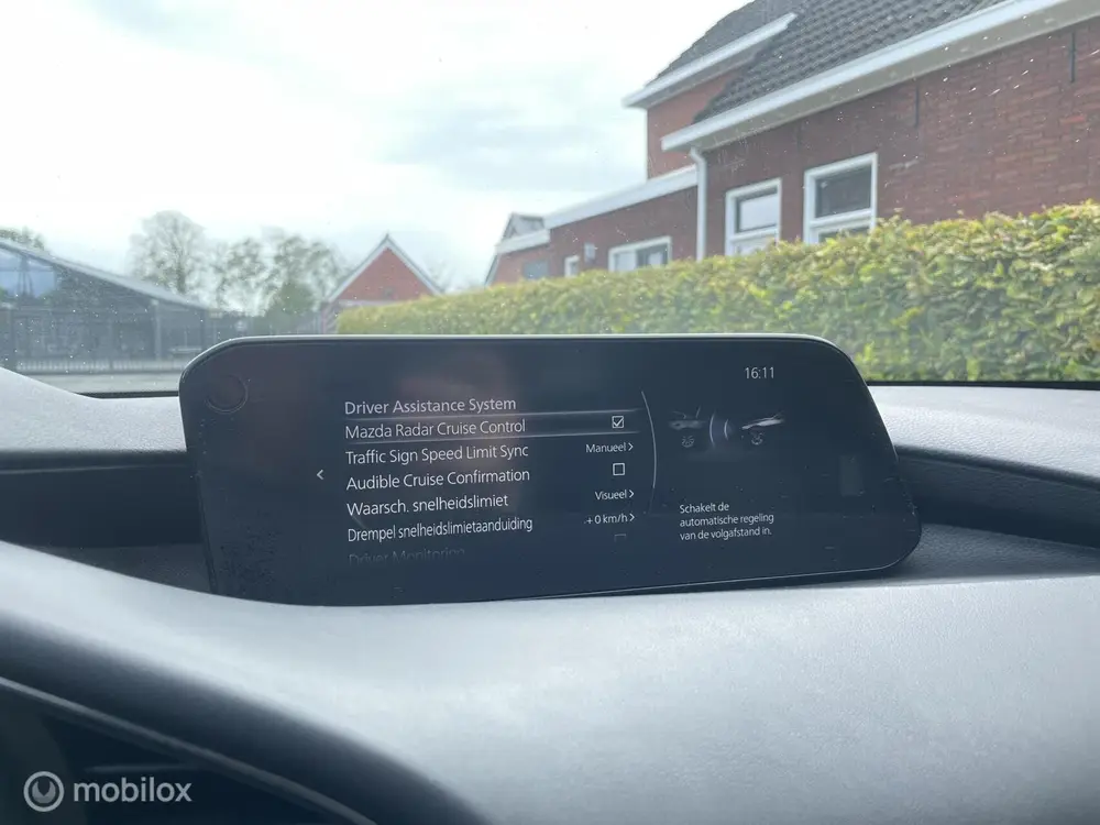 Mazda 3 2.0 e-SkyActiv-G M Hybrid 122PK Luxury Leer BOMVOL! uit 2019, foto 17