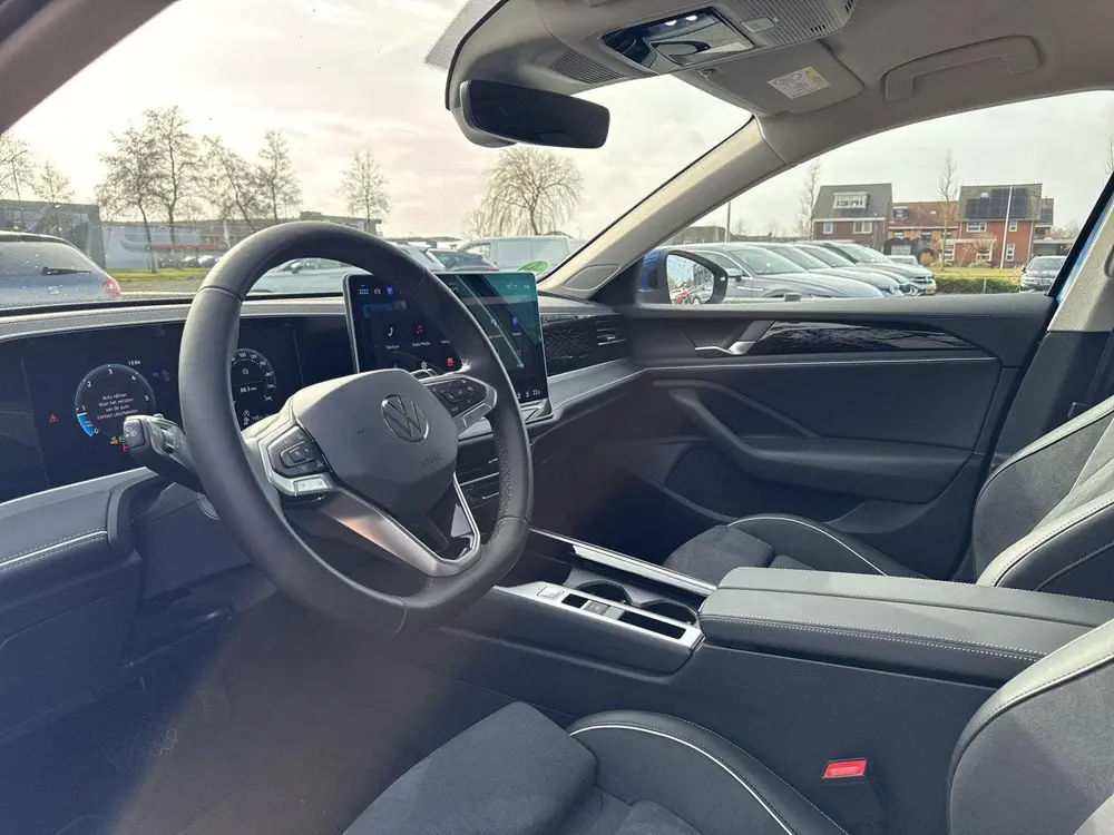 Volkswagen Passat Variant 2.0 TDI 110kW DSG7 Elegance | 150 uit 2025, foto 10