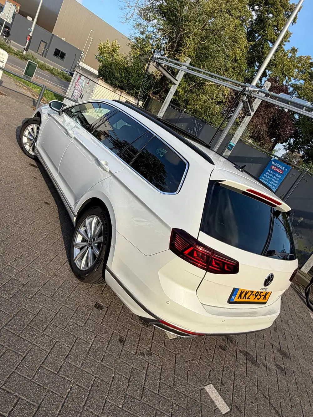 Volkswagen Passat Variant Passat 1.4 TSI Phev 218pk 6-DSG 2021 Wit uit 2021, foto 4