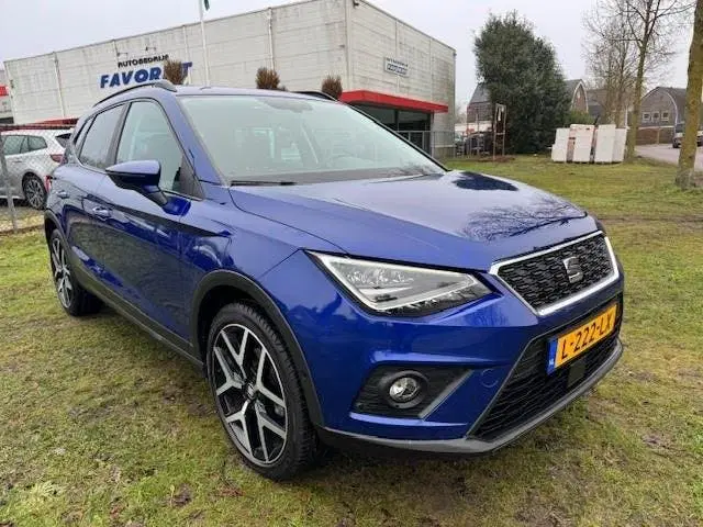 SEAT Arona 1.0TSI STYLE BUSINESS INTENSE+ uit 2021